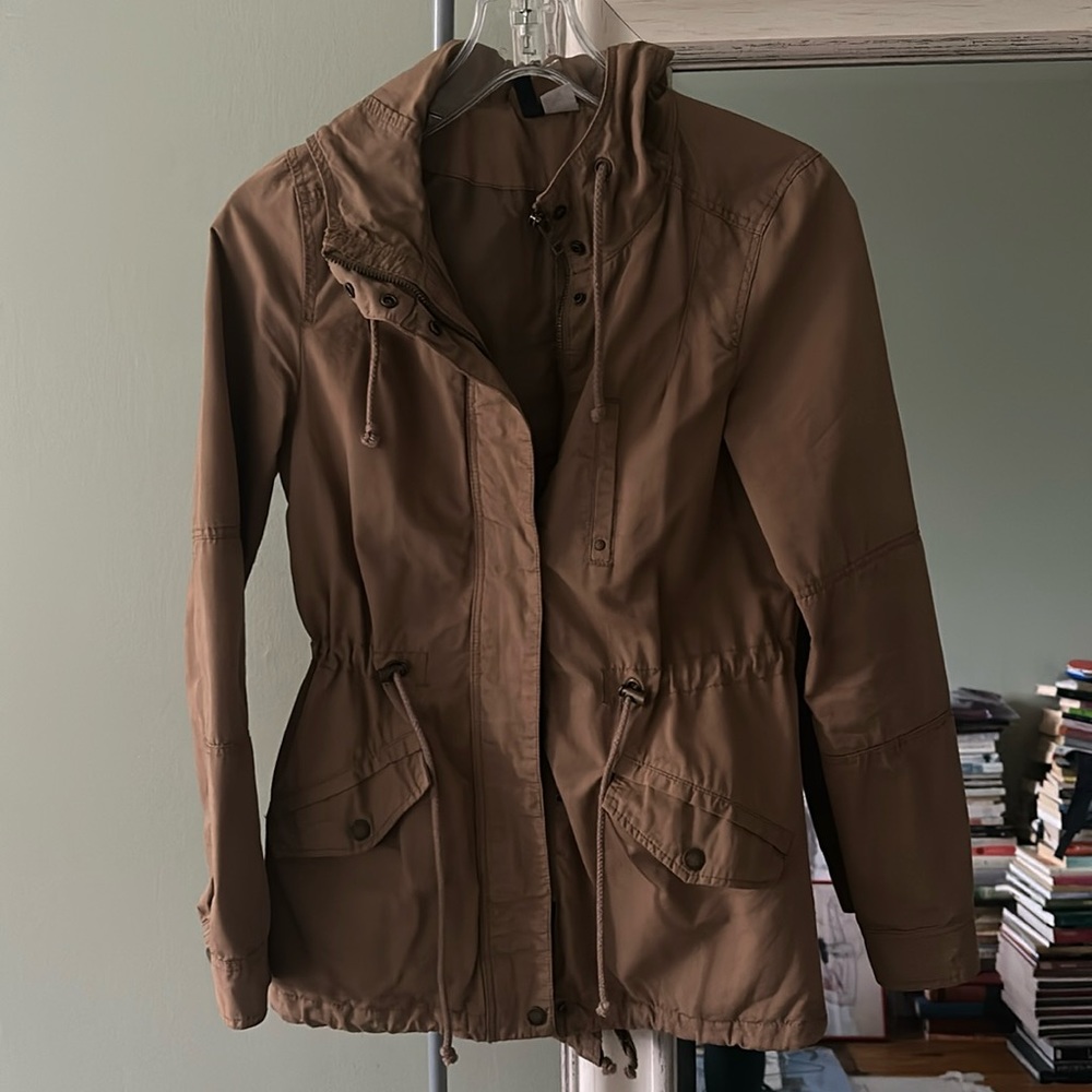 Spring rain jacket size 4!